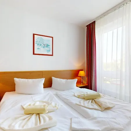 Appartementhaus Binzer Sterne 56 *